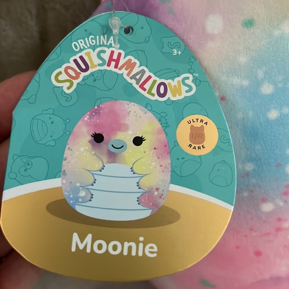 Squishmallows ULTRA RARE Moonie the Water Bear BNWT HTF 8” Only 50k made! - Picture 5 of 7